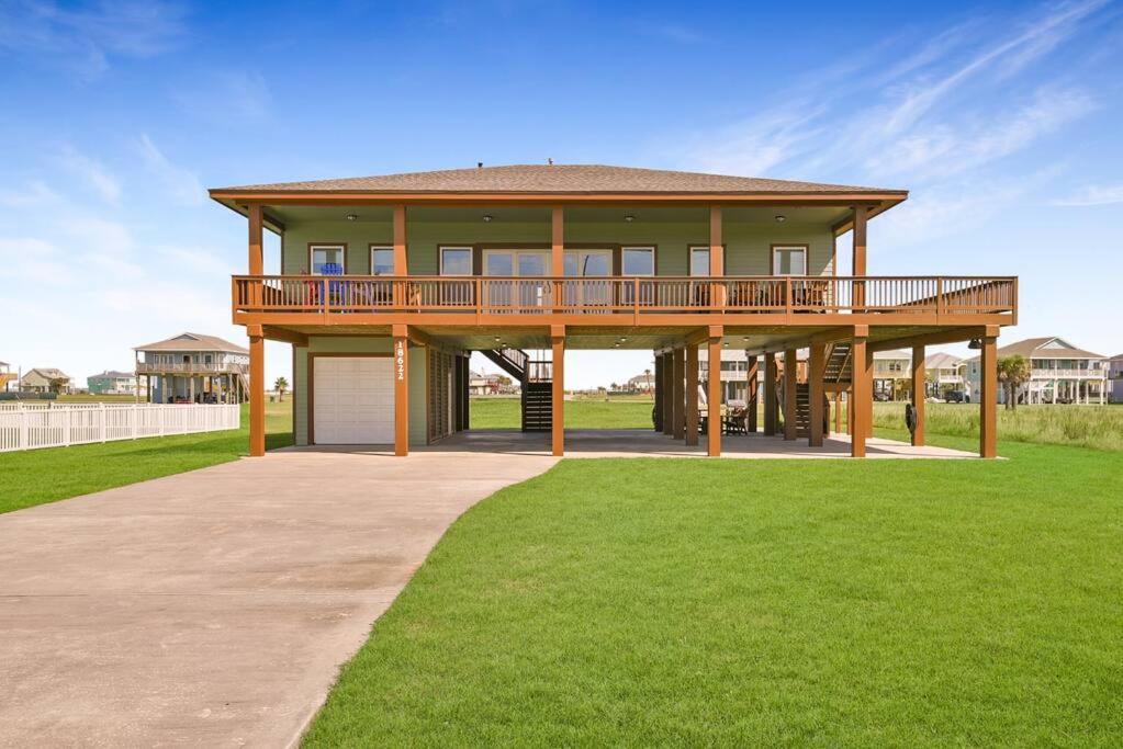 Dancing With Waves Beach House With 3 Bedrooms And 2 Baths Galveston Exterior photo