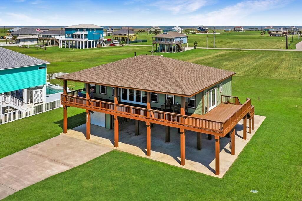 Dancing With Waves Beach House With 3 Bedrooms And 2 Baths Galveston Exterior photo